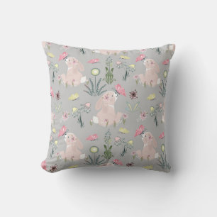 niedliches Kaninchen mit Blume und Schmetterlingen Kissen