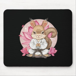 Niedliches Karate Eichhörnchen Lotusblume Kung Fu Mousepad