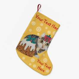 niedliches Kätzchen grauer Tabby, der Kleiner Weihnachtsstrumpf