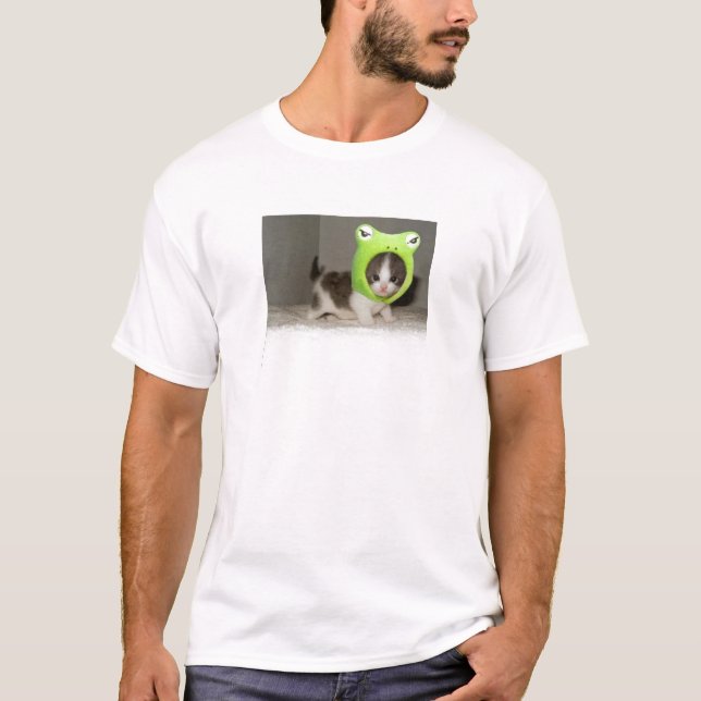 niedliches Kätzchen T-Shirt (Vorderseite)