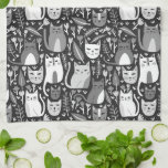 Niedliches Katzen Muster Botanisches Schwarz-Weiß- Geschirrtuch<br><div class="desc">Dekorieren Sie Ihre Küche mit diesem niedlichen Katzenhandtuch. Macht ein großartiges Hauswärme- oder Geburtstagsgeschenk für diesen Katzenliebhaber in eurem Leben! Karo in meinem Shop für mehr passende Sachen wie Tasse und Aufkleber! Und mehr Katzen .. und Hunde!</div>