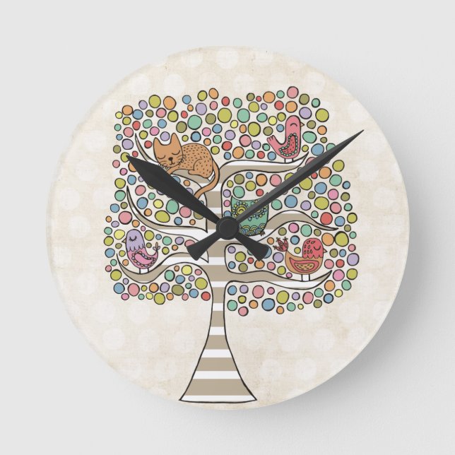 Niedliches Katzenjammer und Vögel in einer Baumill Runde Wanduhr (Vorderseite)