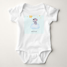 Niedliches Koala sitzt in der Wolke Baby Strampler