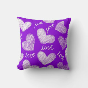 Niedliches Lila White Scribbled Herz mit Liebe Scr Kissen