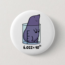 Niedliches Loch in einem Becherpuffer Button