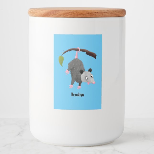 Niedliches lustiges Opossum aus Cartoon Lebensmitteletikett (Vorderseite)