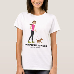 Niedliches Mädchen und brauner Hund - Hundeschlitt T-Shirt