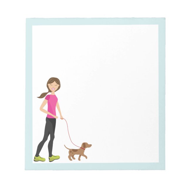 Niedliches Mädchen und ein brauner Hund wandern Il Notizblock (Vorderseite)