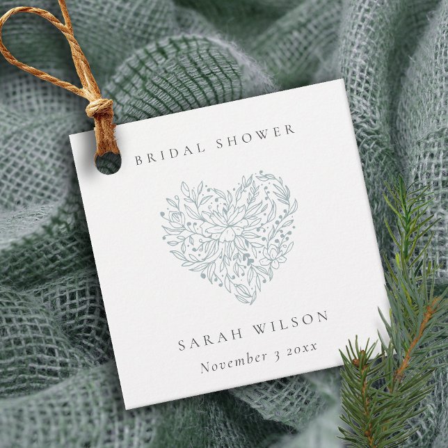 Niedliches Minimal Dusky Blue Floral Heart Brautpa Geschenkanhänger (Von Creator hochgeladen)