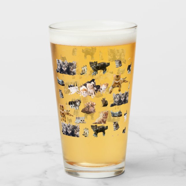 Niedliches Muster mit Fotos von Katzen und Kätzche Glas (Rückseite (gefüllt))