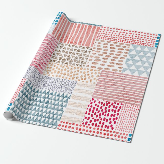 Niedliches nahtloses Muster im Patchwork-Stil. Ein Geschenkpapier (Ungerollt)