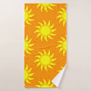 Niedliches nahtloses Sonnenmuster. Doodle Hand gez Badehandtuch