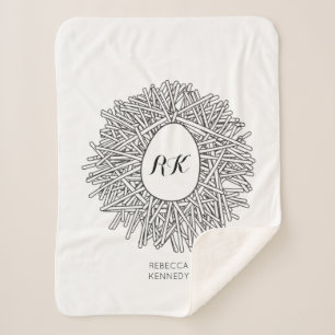 Niedliches Nest & Ei - Personalisierte Initialen u Sherpadecke