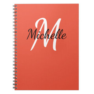 Niedliches Notebook mit orangefarbenem Monogramm Notizblock