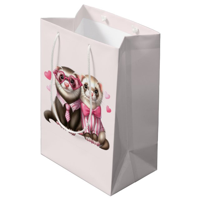Niedliches Otter Couple in Liebe Mittlere Geschenktüte (Rückseite Schrägansicht)
