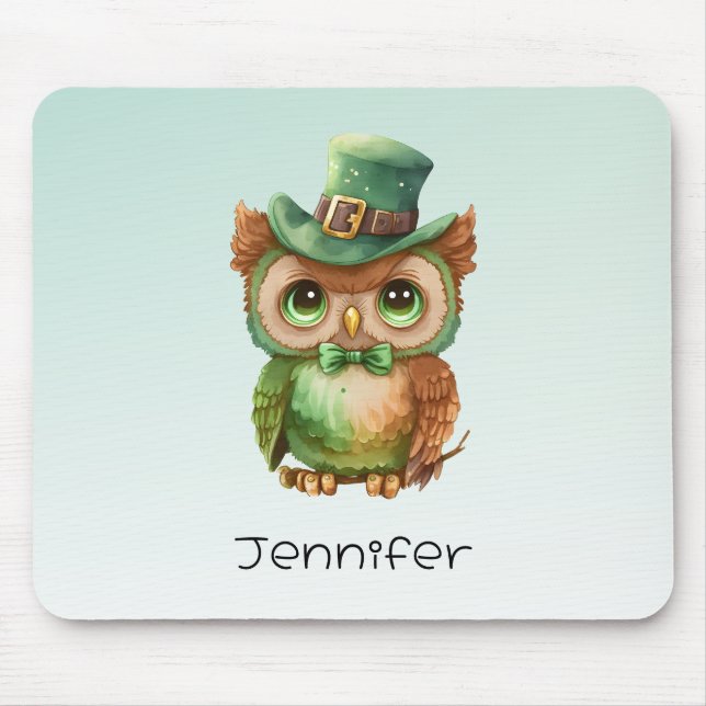Niedliches Owl in einem grünen Top Hat Mousepad (Vorne)