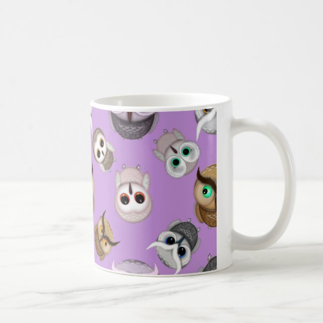 Niedliches Owls Muster im Lila Hintergrund Kaffeetasse (Rechts)