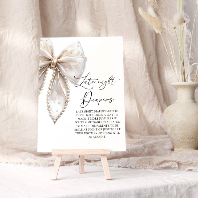 Niedliches Pearl Bow Spate Night Diapers Baby Show Poster (Von Creator hochgeladen)