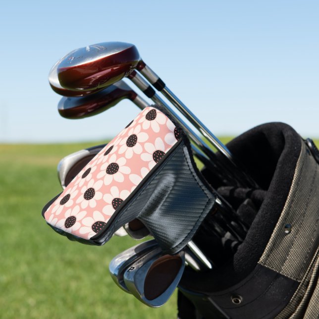 Niedliches Pink Daisy Blume Muster Golf Headcover (In Situ)
