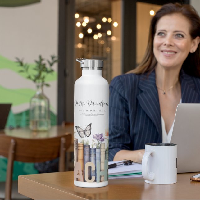 Niedliches Regenbogenregal & Bücher Lehrermonogram Trinkflasche (Von Creator hochgeladen)