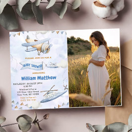 Niedliches Retro Blue Airplane Baby Dusche Foto Einladung