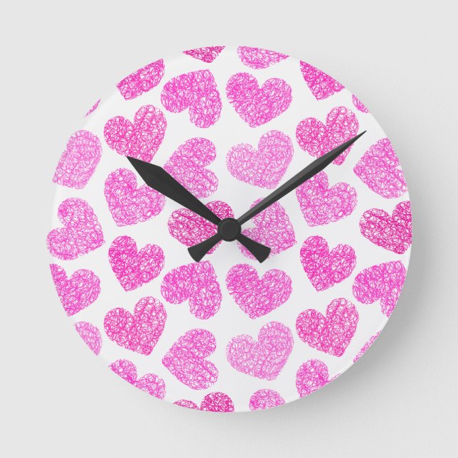 Niedliches rosa doodled Herz Valentinstag Muster Runde Wanduhr (Vorderseite)