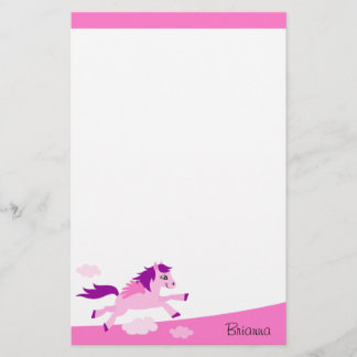 Niedliches rosa Pferd mit personalisiertem Namen Briefpapier