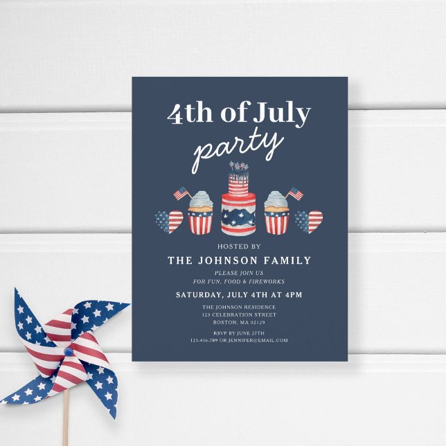 Niedliches Rot-Weiß und Blau 4. Juli Party Einladungspostkarte (Patriotic Red White Blue Cupcake 4th Of July Party Invitation Postcard)