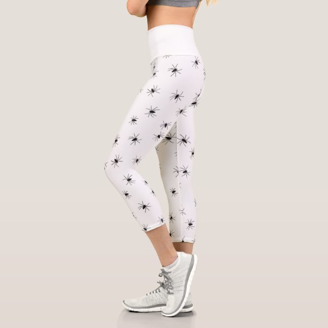 Niedliches Schwarz-Spieder-Muster weiß Capri Leggings (Links)