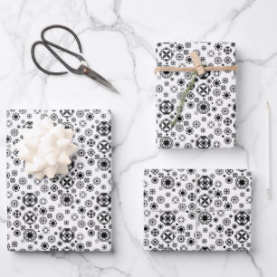 Niedliches Schwarz-weißes arabesque Dekormuster Geschenkpapier Set