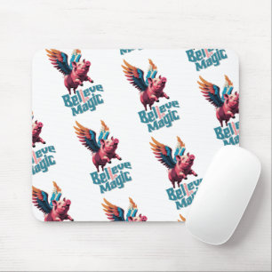 Niedliches Schwein mit farbigen Flügeln   Glaube a Mousepad