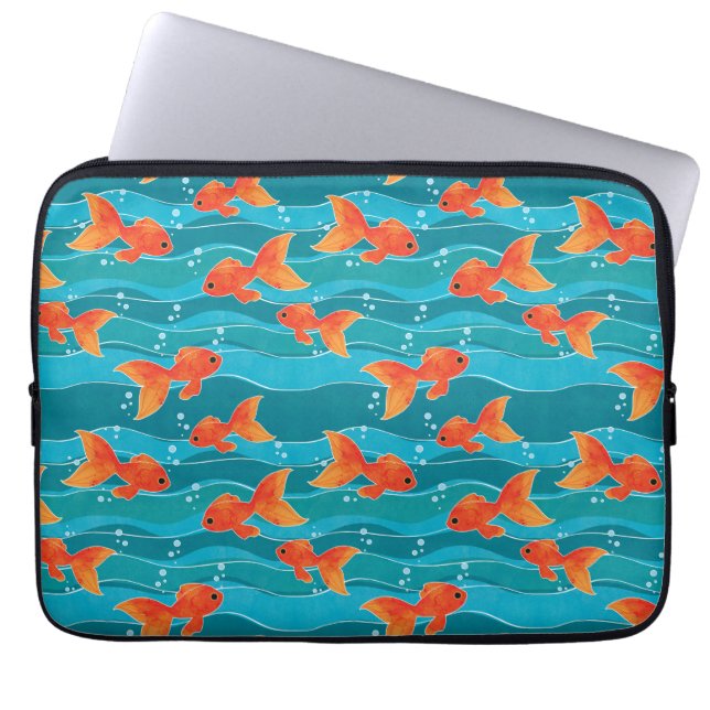 Niedliches Schwimmen Goldfish & Wassermuster Laptopschutzhülle (Vorderseite)