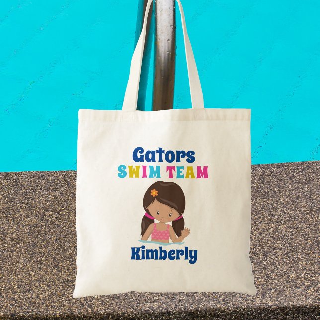 Niedliches Schwimmteam Personalisiertes Brünettes  Tragetasche (Von Creator hochgeladen)