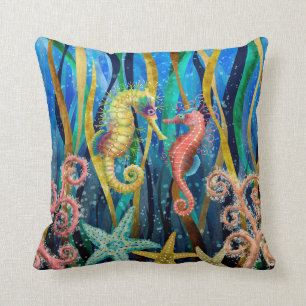 Niedliches Seepferd mit Starfish Kissen