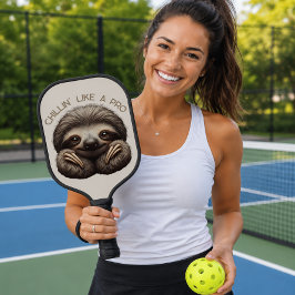 Niedliches Sloth Chillin wie ein Pro Pickleball Schläger