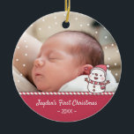 Niedliches Snowman Doodle Baby's First Christmas F Keramik Ornament<br><div class="desc">Ein niedliches personalisiertes Foto Weihnachtsschmuck mit einem kantigen Streifen und einem kleinen Schneemobil. Personalisieren Sie mit dem Namen Ihres Babys und dem Jahr der Weihnachten. Schneeflocken umschließen das Ornament.</div>