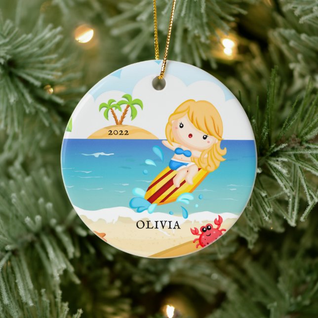 Niedliches Surfer Girl Personalisiert Weihnachten Keramik Ornament (Baum)