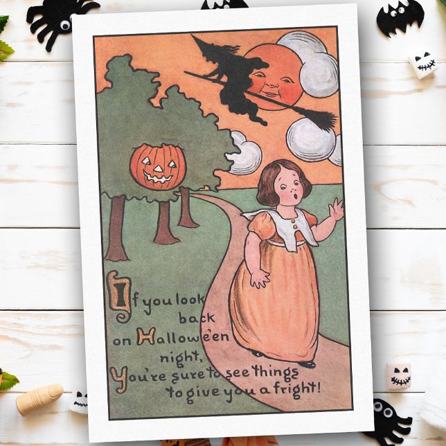 Niedliches Vintages Mädchen zu Beängstigender Hall Seidenpapier (Von Creator hochgeladen)