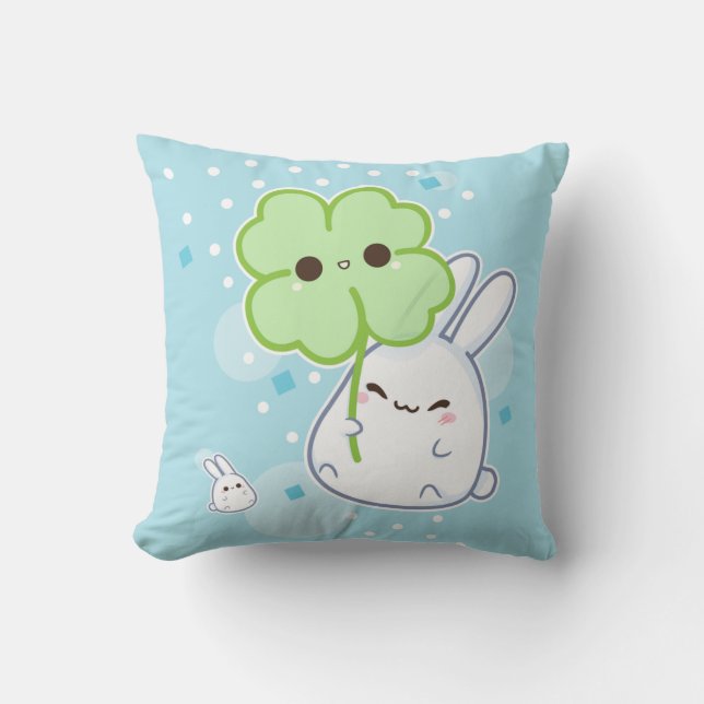 Niedliches weißes Häschen mit kawaii Klee Kissen (Vorderseite)