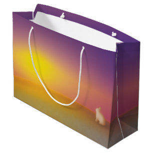 Niedliches Weißes Kaninchen auf Grassy Hill bei So Große Geschenktüte
