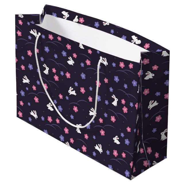Niedliches Weißes Kaninchen und Blume Muster Große Geschenktüte (Rückseite Schrägansicht)