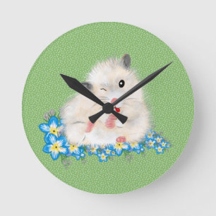 Niedliches weißes syrisches Hamsterzubehör, grüne Runde Wanduhr
