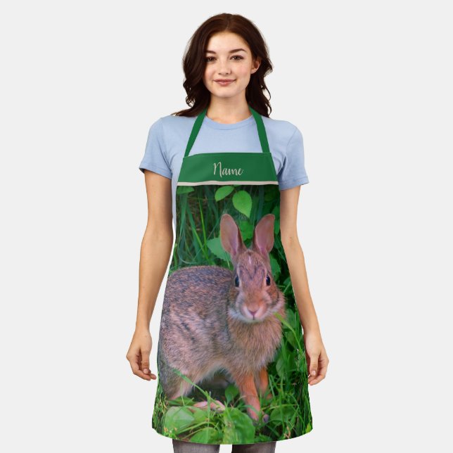 Niedliches Wildbraun-Kaninchen Personalisiertes Ti Schürze (Getragen)