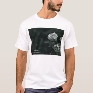 Niedrige Blume des Echos durch Suzanne Renee T-Shirt