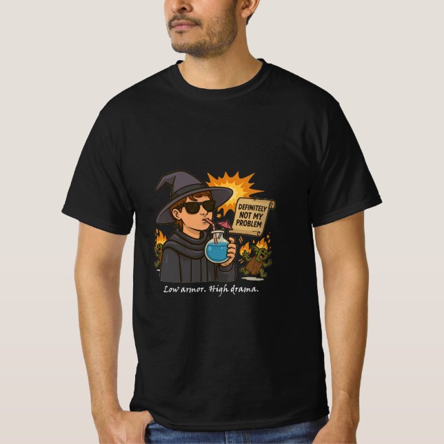 "Niedrige Rüstung. High Drama." Funny Mage RPG T - T-Shirt (Vorderseite)