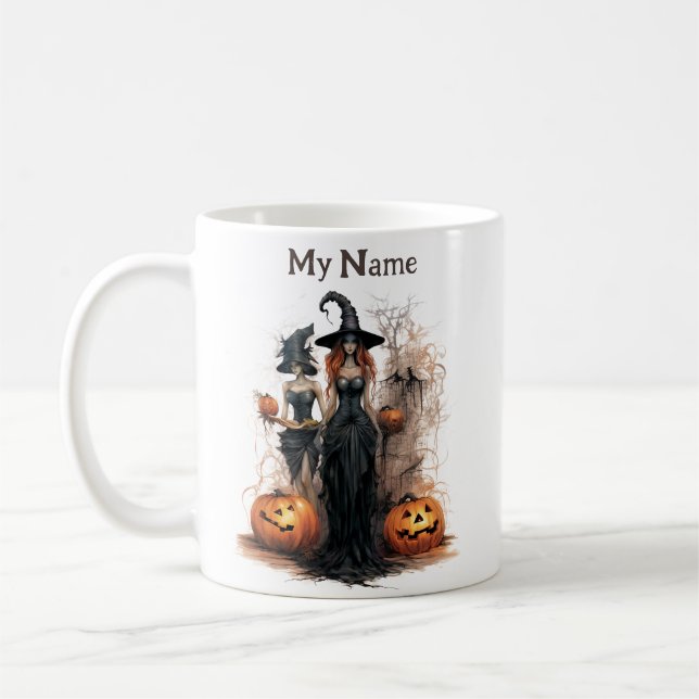Niemals allein: Halloween-Hexe, maßgeschneiderter  Kaffeetasse (Links)