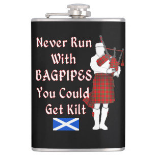 Niemals mit Bagpipe zu laufen, kann man Kilt bekom Flachmann