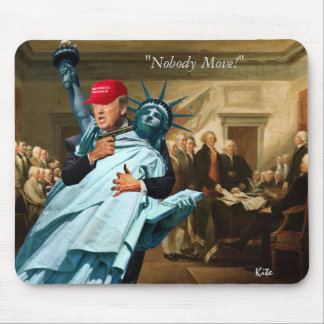 "Niemand Bewegung! " Mousepad