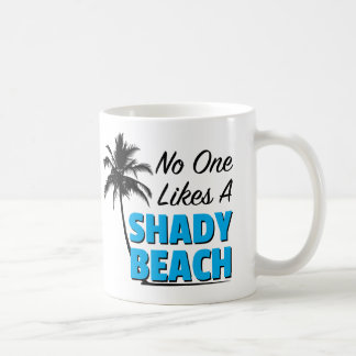 Niemand mag eine schattige Strand-Kaffee-Tasse Kaffeetasse