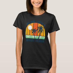 Niemand mag einen schattigen Urlaub in der Familie T-Shirt
